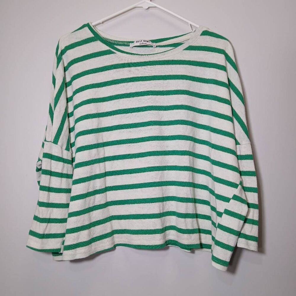 Daily news good neighbour womens large top green slouchy cotton knit
